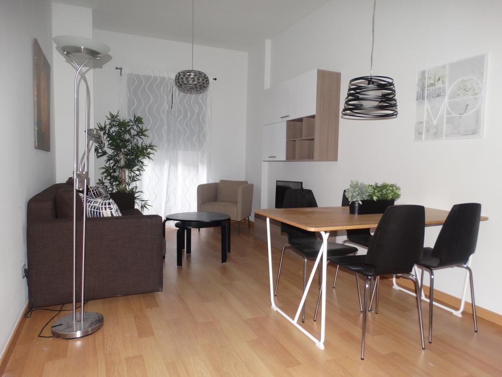 Malaga Apartamentos - Jinetes, 14 Exteriör bild